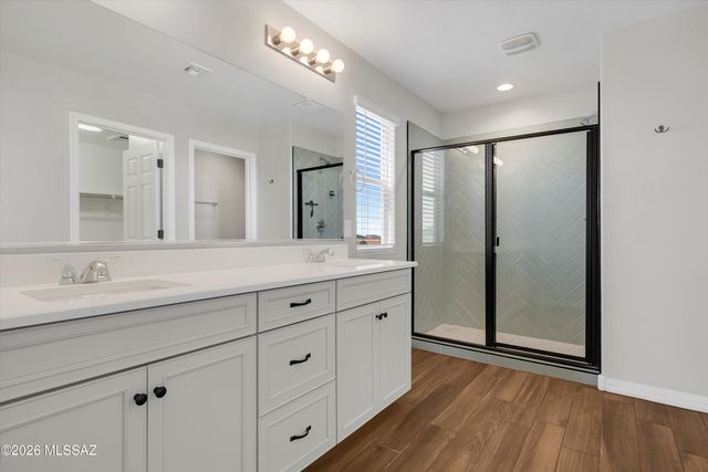 12005 E Ryscott Circle, Vail, AZ 85641