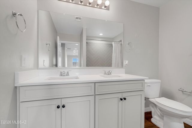 12005 E Ryscott Circle, Vail, AZ 85641