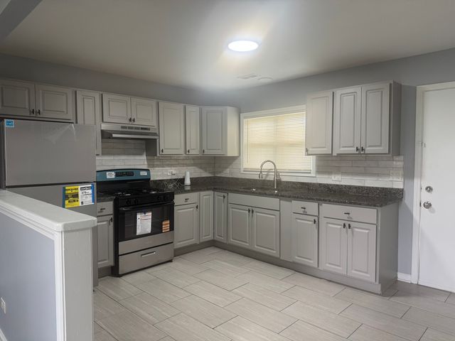 3602 Arthur Terrace, Markham, IL 60428