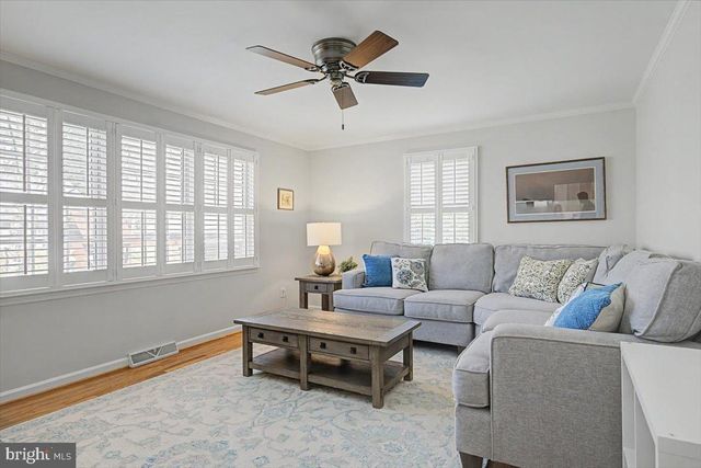 6 BRIAR RD, Wilmington, DE 19803