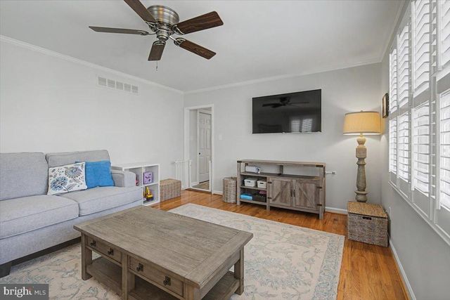 6 BRIAR RD, Wilmington, DE 19803