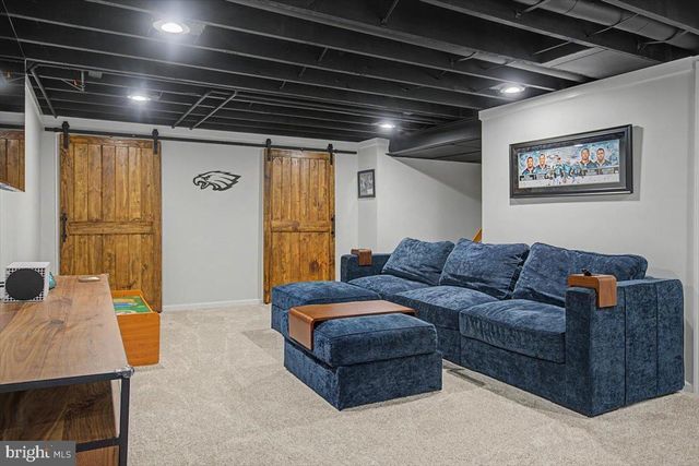 6 BRIAR RD, Wilmington, DE 19803