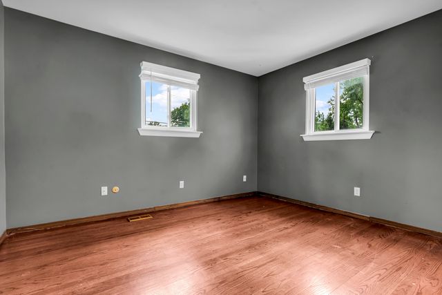 21009 Robinwood Street, Farmington, MI 48336