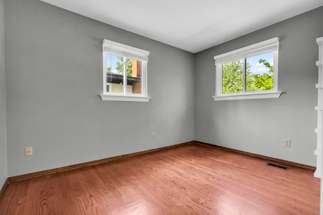 21009 Robinwood Street, Farmington, MI 48336