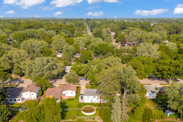 21009 Robinwood Street, Farmington, MI 48336