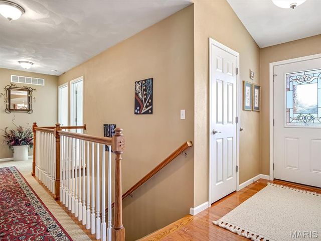 4020 Autumn Oak Drive, Smithton, IL 62285