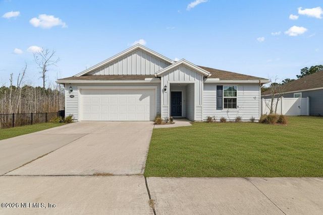 1385 PANTHER LAKE Parkway, Jacksonville, FL 32221