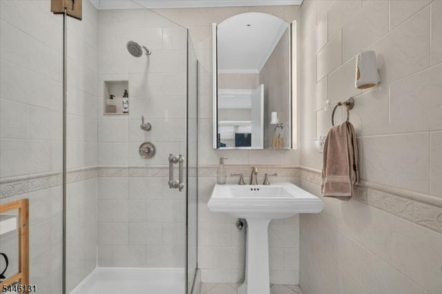 321 North Ave 127, Cranford Twp., NJ 07016