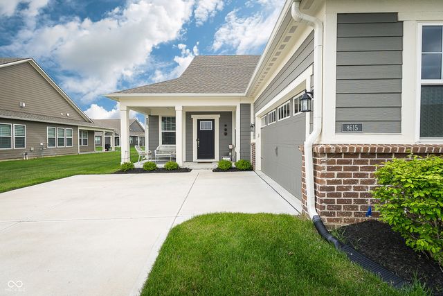 8615 Hudson Way, Brownsburg, IN 46112