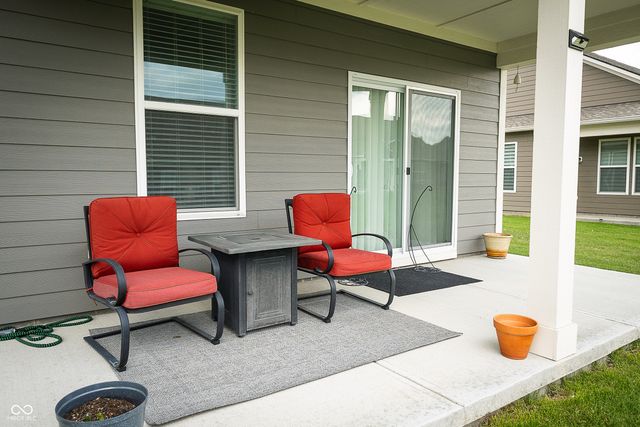 8615 Hudson Way, Brownsburg, IN 46112