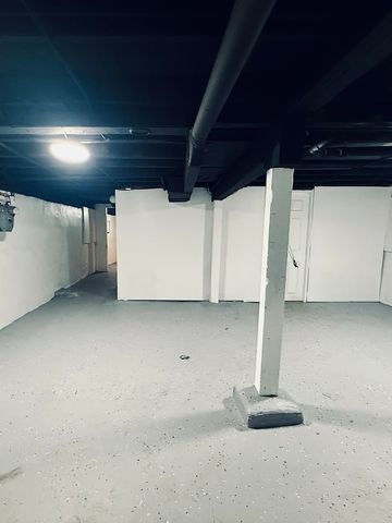 11725 S Morgan Street, Chicago, IL 60643