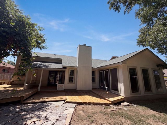 605 Hawthorne LN, Round Rock, TX 78664