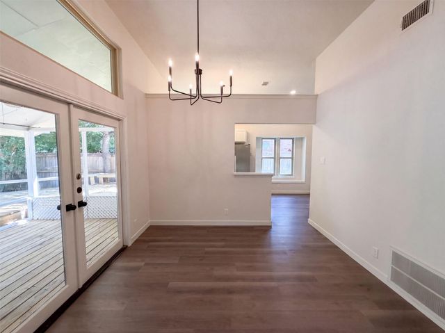 605 Hawthorne LN, Round Rock, TX 78664