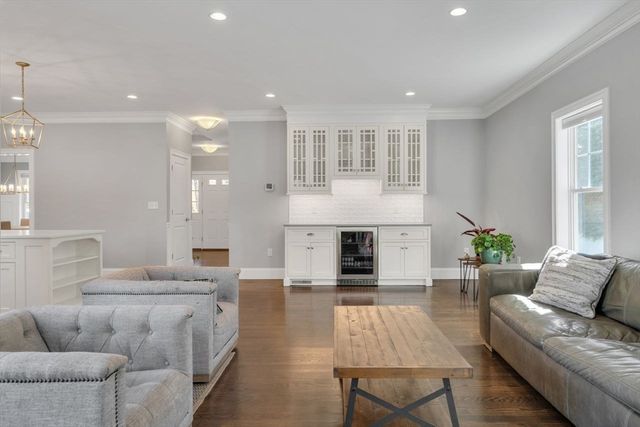 532 Lowell St, Lexington, MA 02420