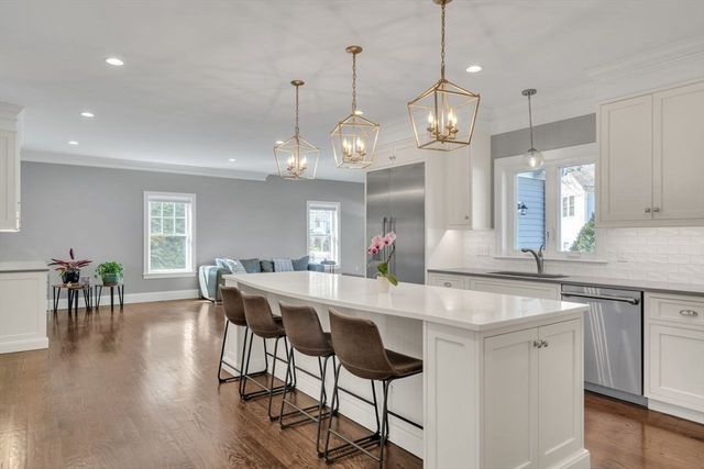 532 Lowell St, Lexington, MA 02420