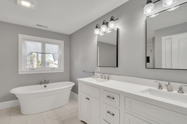 532 Lowell St, Lexington, MA 02420