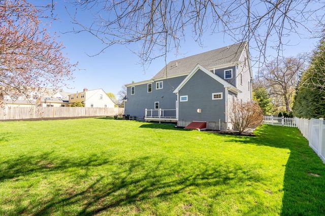 532 Lowell St, Lexington, MA 02420
