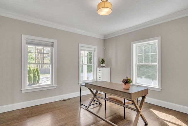 532 Lowell St, Lexington, MA 02420