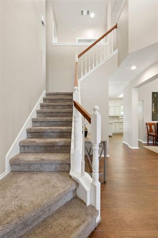 917 Woodhollow LN, Cedar Park, TX 78613