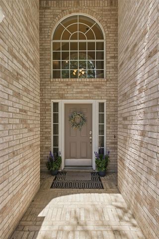917 Woodhollow LN, Cedar Park, TX 78613