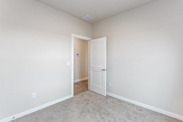 1558 N Emerald Valley Dr., Mulvane, KS 67110