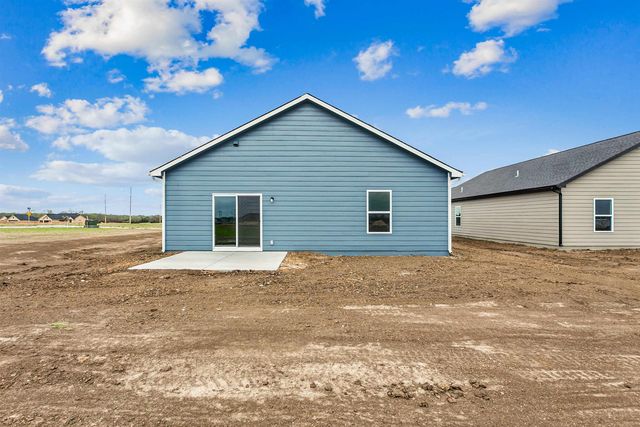 1558 N Emerald Valley Dr., Mulvane, KS 67110