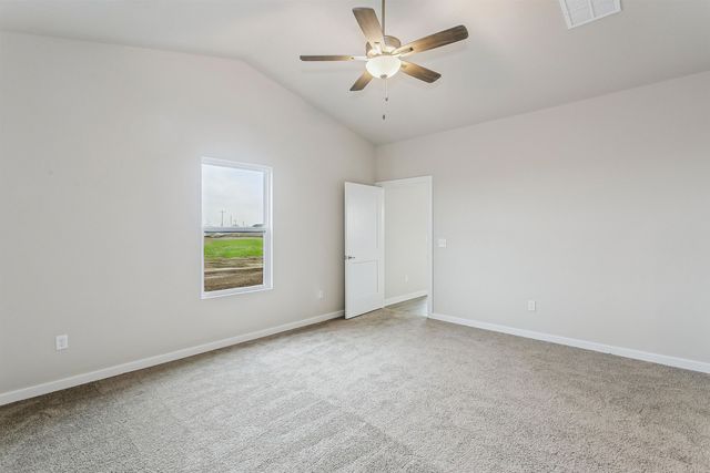 1558 N Emerald Valley Dr., Mulvane, KS 67110