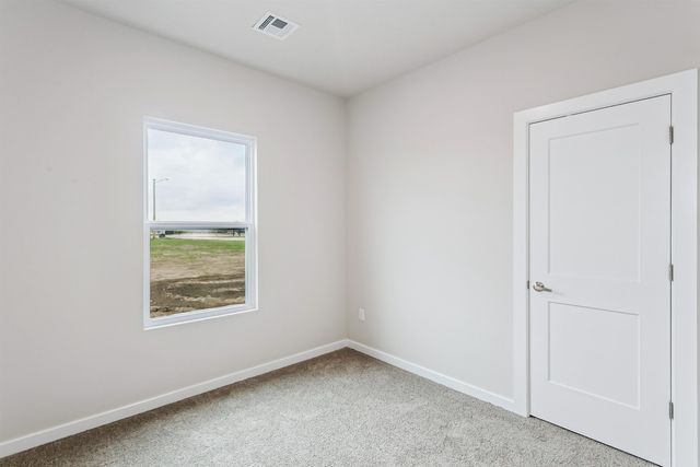 1558 N Emerald Valley Dr., Mulvane, KS 67110