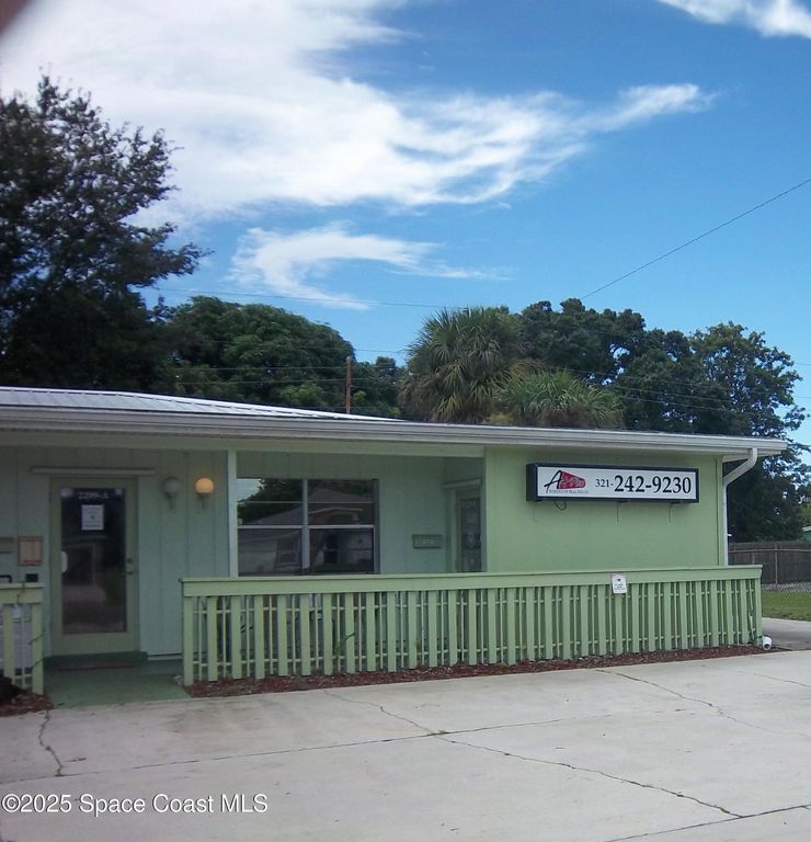 2299 Sarno Road, Melbourne, FL 32935