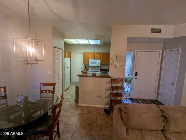 1001 N PASADENA -- 10, Mesa, AZ 85201