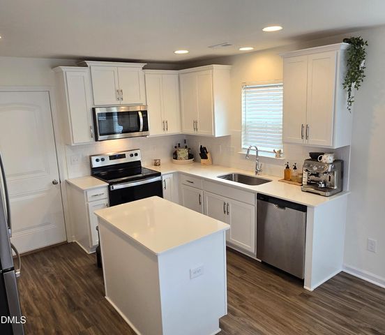 1049 Thicket Drive, Burlington, NC 27217