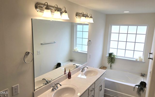 1049 Thicket Drive, Burlington, NC 27217