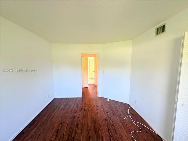 107 Gardens Drive 106, Pompano Beach, FL 33069