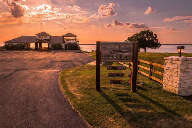 524 Shores Drive, Honey Grove, TX 75446