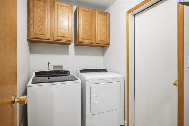 3435 S Dennis St, Kennewick, WA 99337