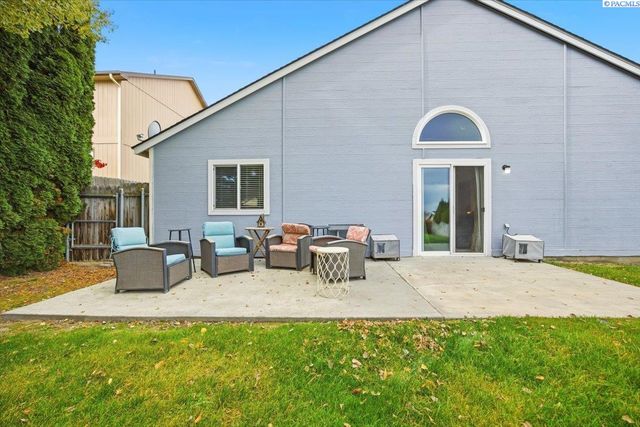 3435 S Dennis St, Kennewick, WA 99337