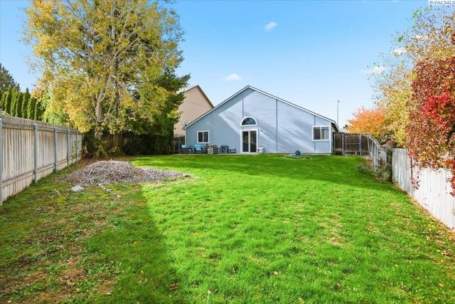 3435 S Dennis St, Kennewick, WA 99337