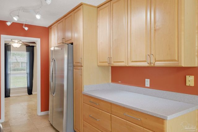 4521 Baywoods Ct, Pensacola, FL 32504