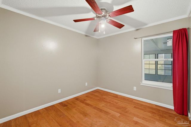 4521 Baywoods Ct, Pensacola, FL 32504