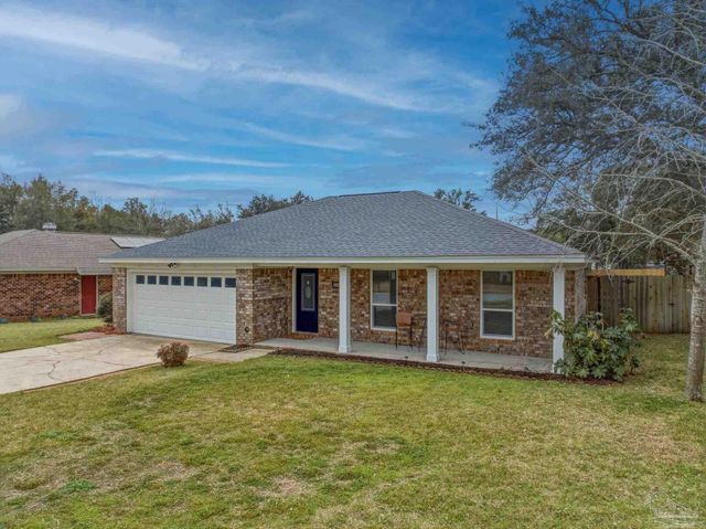 4521 Baywoods Ct, Pensacola, FL 32504
