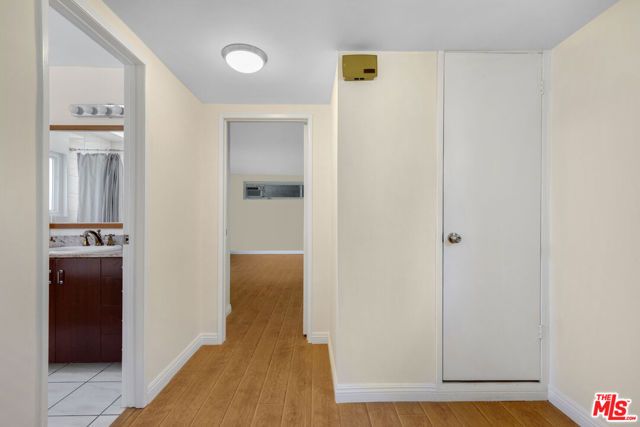 8824 Wonderland Avenue, Los Angeles, CA 90046