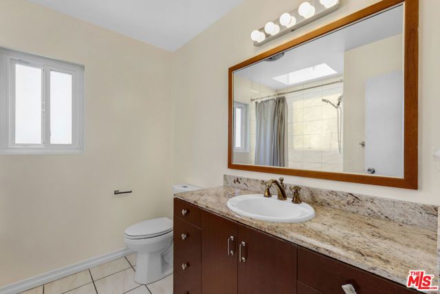 8824 Wonderland Avenue, Los Angeles, CA 90046