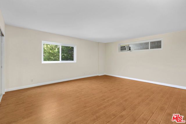 8824 Wonderland Avenue, Los Angeles, CA 90046