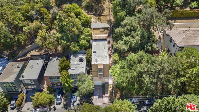 8824 Wonderland Avenue, Los Angeles, CA 90046