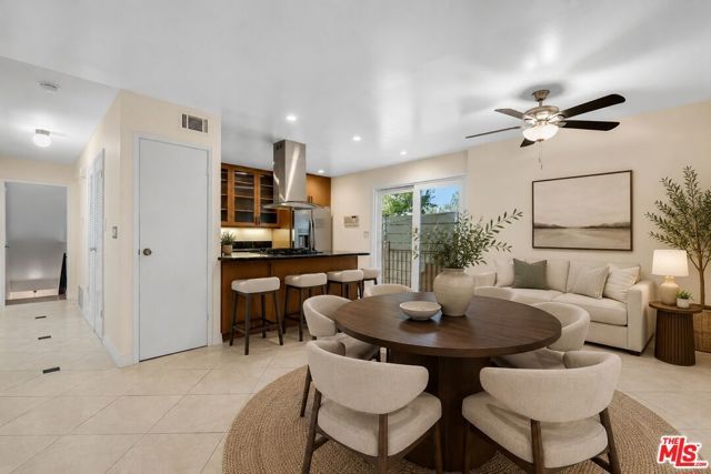 8824 Wonderland Avenue, Los Angeles, CA 90046