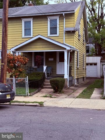 239 TIOGA ST, Trenton, NJ 08609
