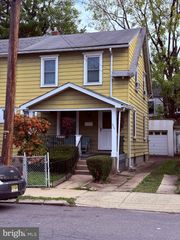 239 TIOGA ST, Trenton, NJ 08609