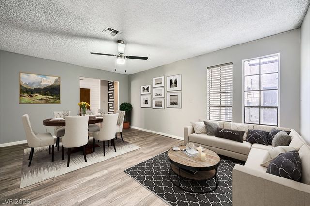 3954 Edgemoor Way, Las Vegas, NV 89121