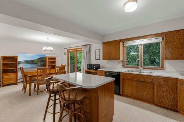 444 Maple Dell Road, Cambridge, MN 55008