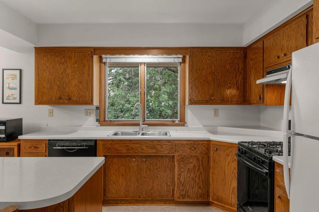 444 Maple Dell Road, Cambridge, MN 55008